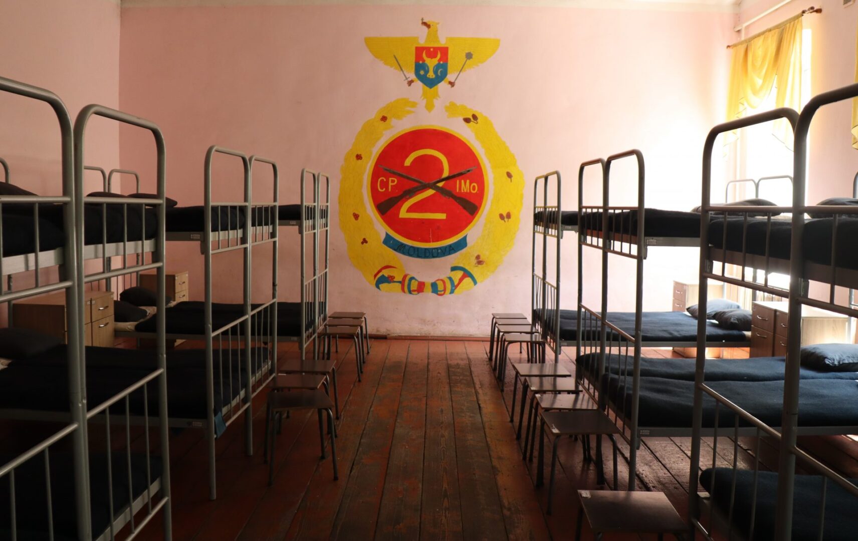 gallery img