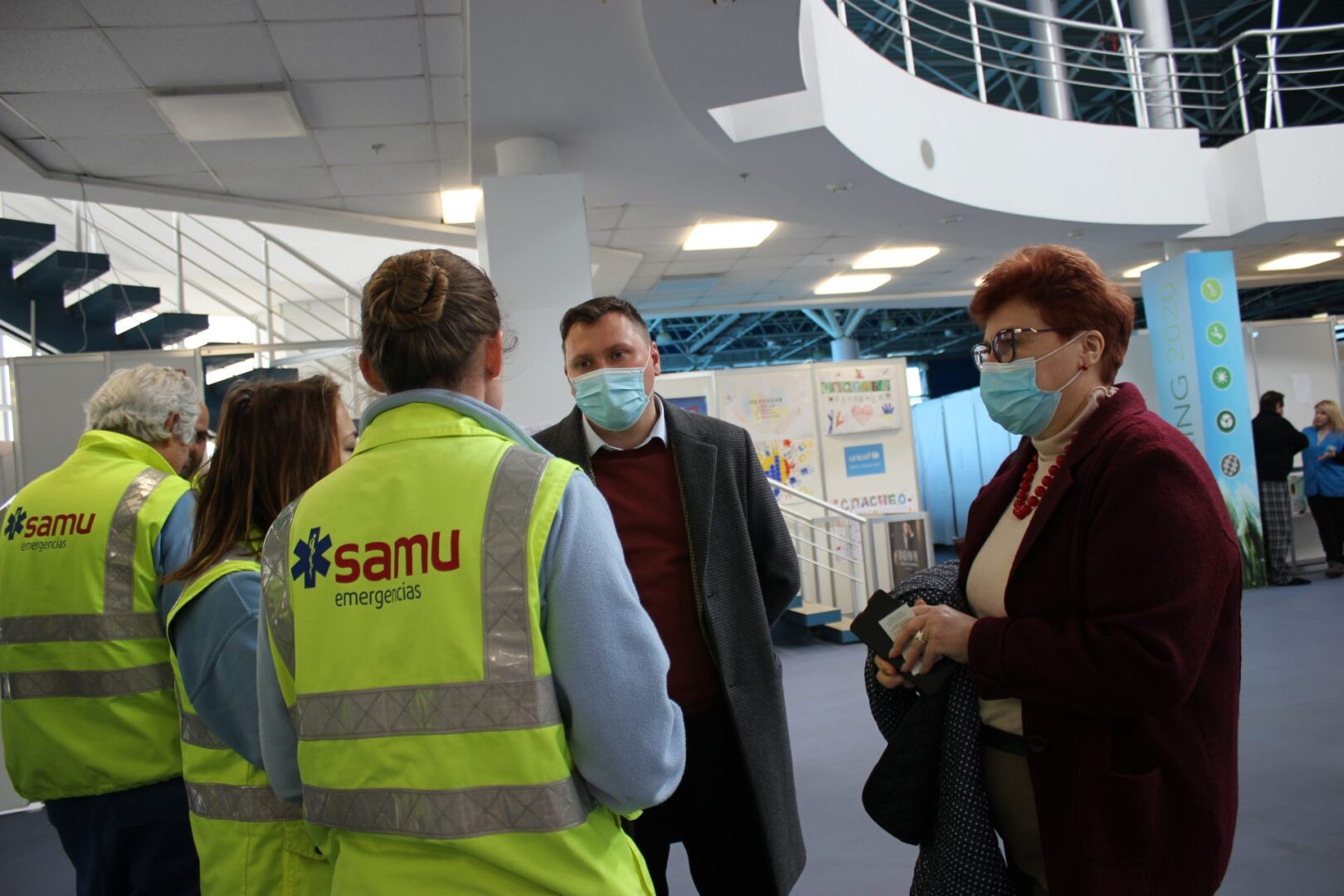 gallery img