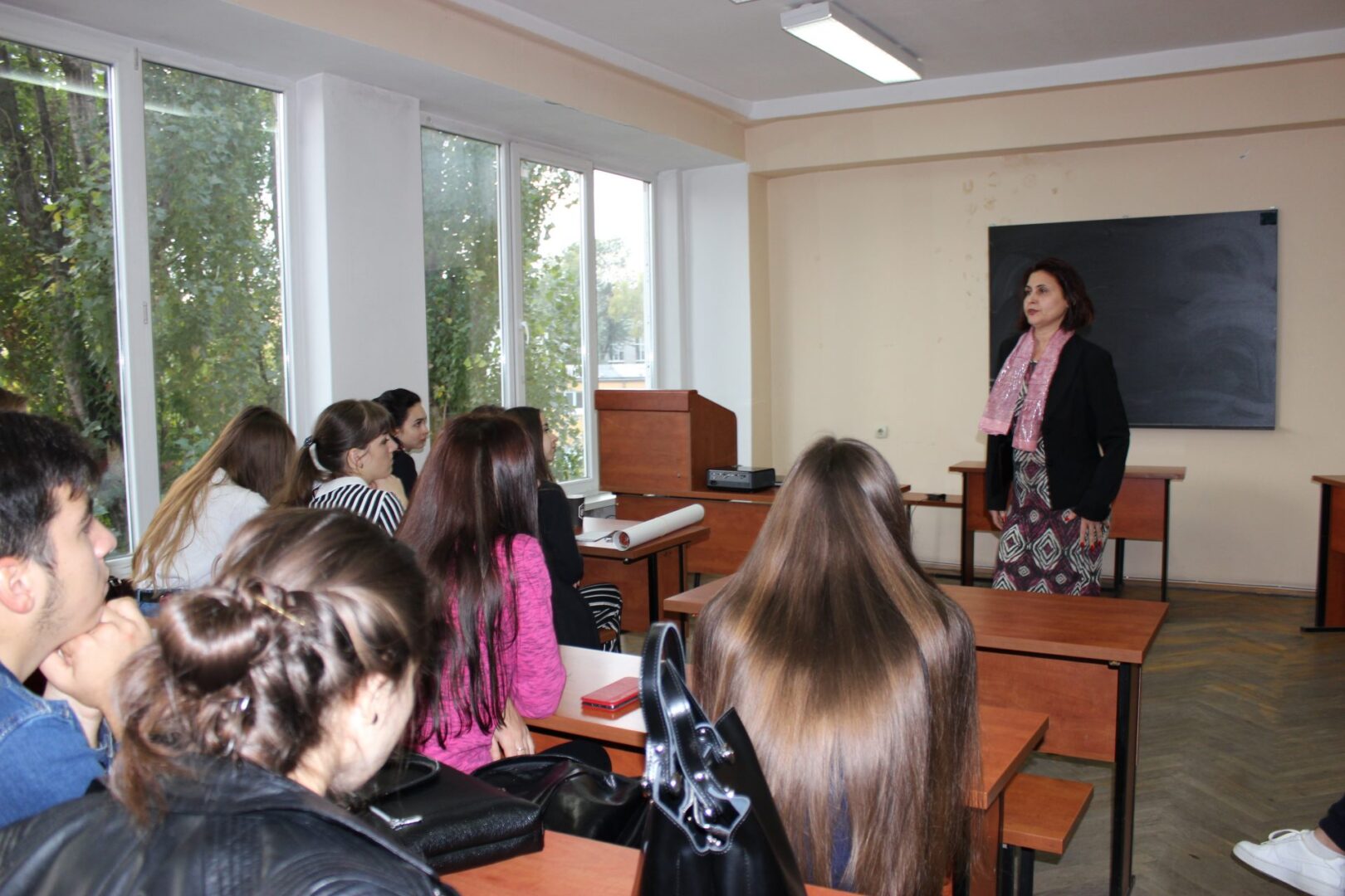 gallery img