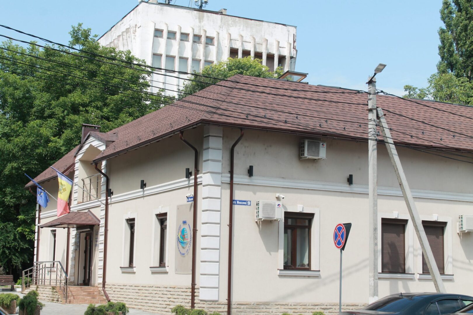 gallery img