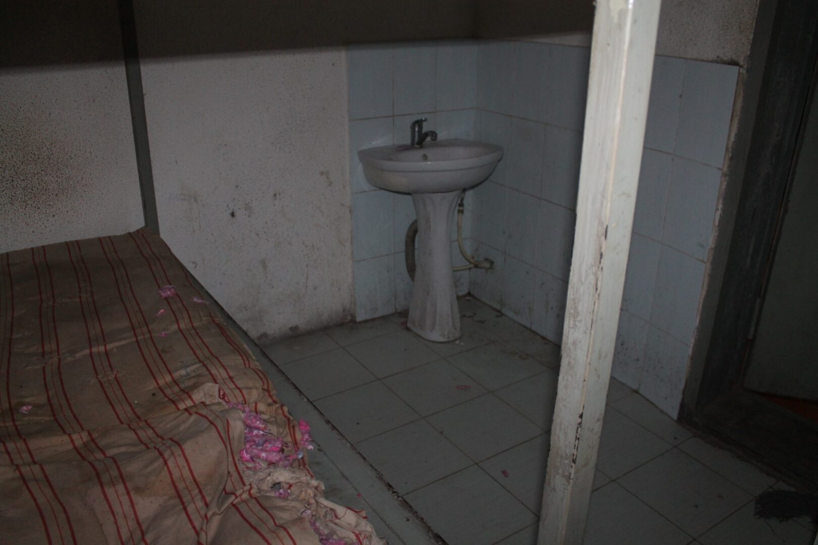 gallery img