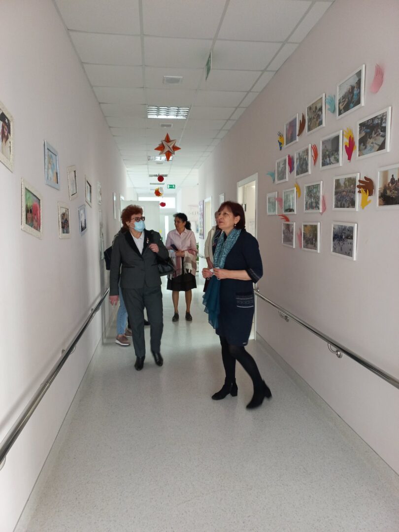 gallery img